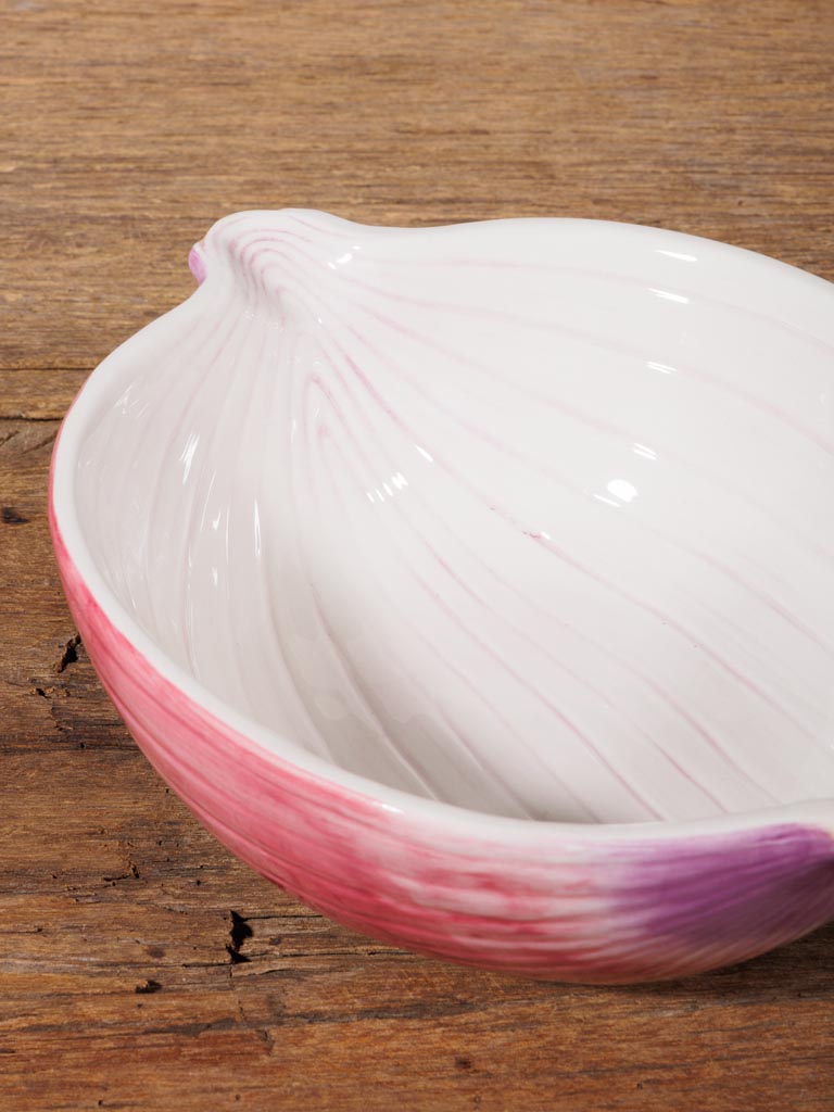 Onion bowl white and purple